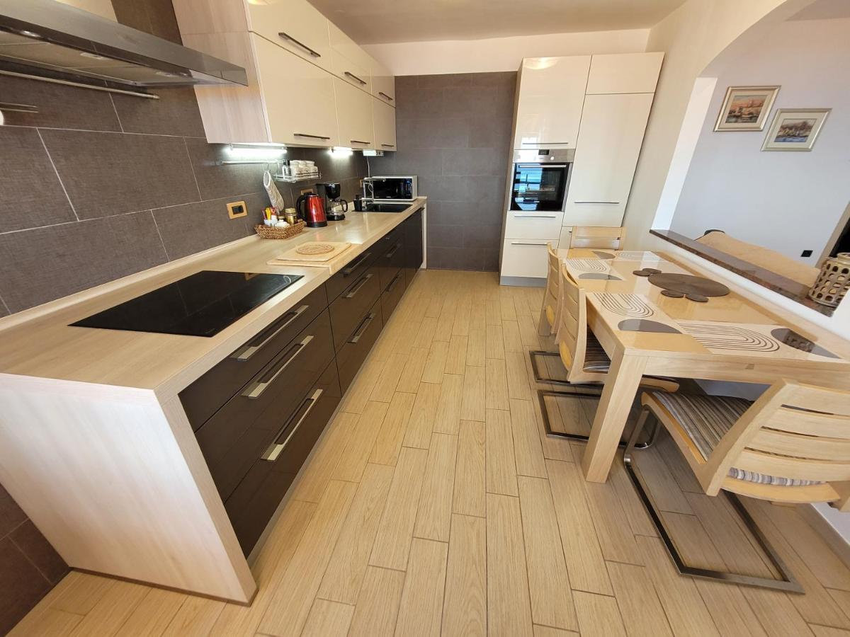 Apartment Karla Rijeka Eksteriør bilde